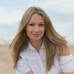 Lorna Cook © Michelle Snaith