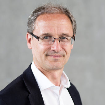 Sinclair McKay Copyright Liam Bergin Photographer 2013 REPRODUCTION RIGHTS GRANTED