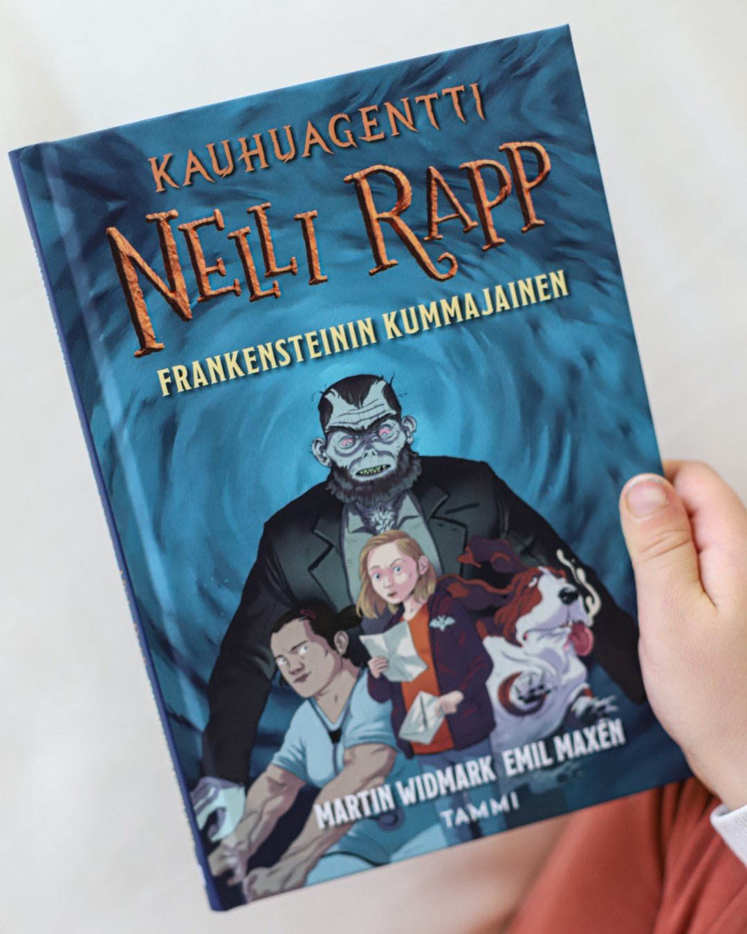Kauhuagentti Nelli Rapp