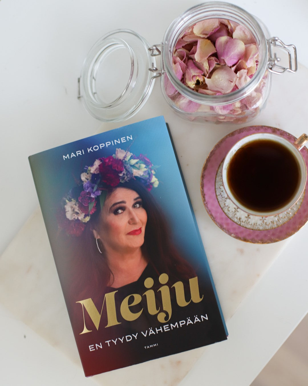 Meiju Suvas kirja