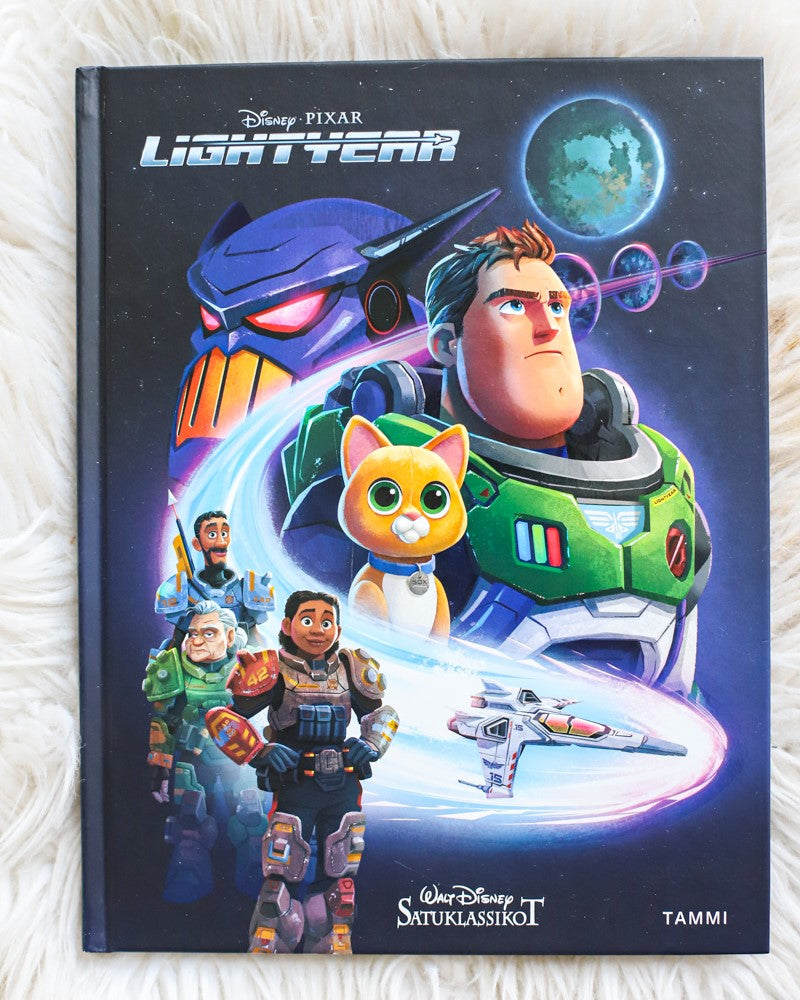 Disney Lightyear Satuklassikot kirja