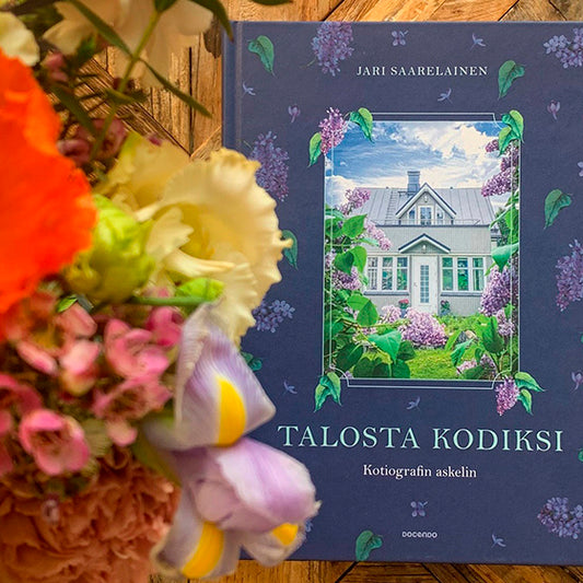 Talosta kodiksi - 100-vuotiaan puuhuvilan tarinoita