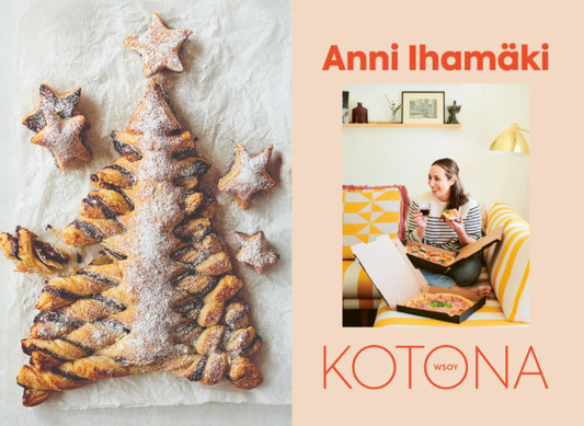 Vasemmalla joulukuusen muotoon tehty leivonnainen, jossa on voitaikinaa, suklaata ja tomusokeria. Oikealla Anni Ihamäen Kotona-kirjan kansikuva.