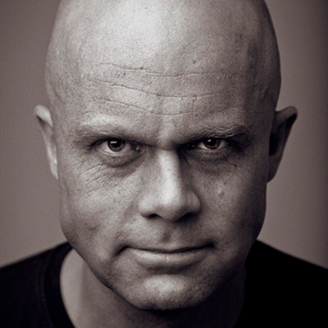 Erik Bertrand Larssen