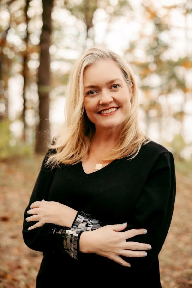 Colleen Hoover
