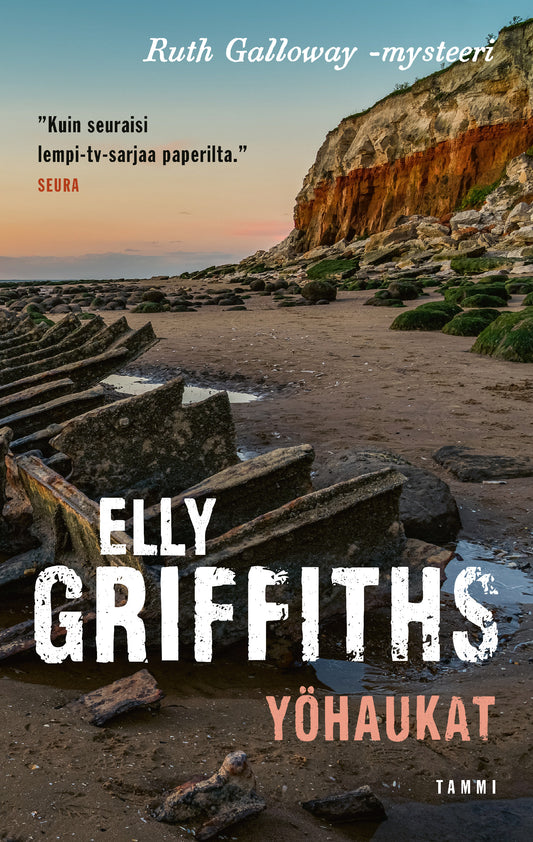 Etukansi. Elly Griffiths. Yöhaukat.