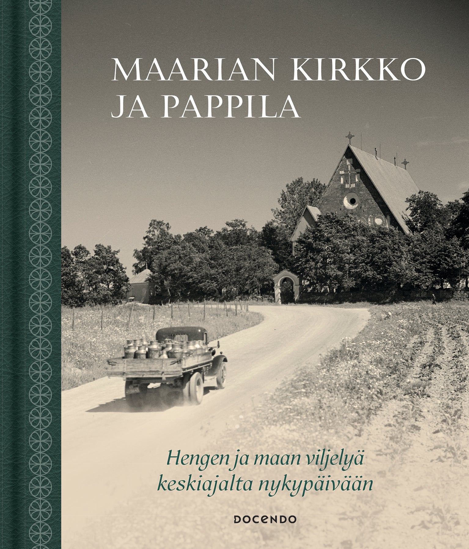 Maarian kirkko ja pappila