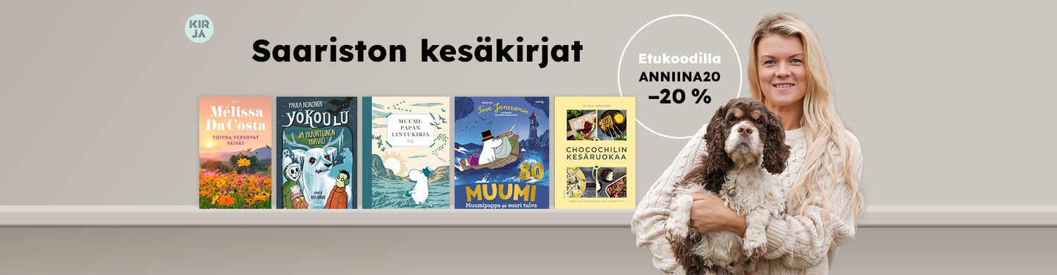 Anniina Jalkasen kirjasuosituksia, sylissään koira. Kuvassa kirjat Toivoa versovat päivät, Yökoulu ja huurteinen hirviö, Muumipapan lintukirja, Muumipappa ja suuri tulva sekä Chocochilin kesäruokaa.