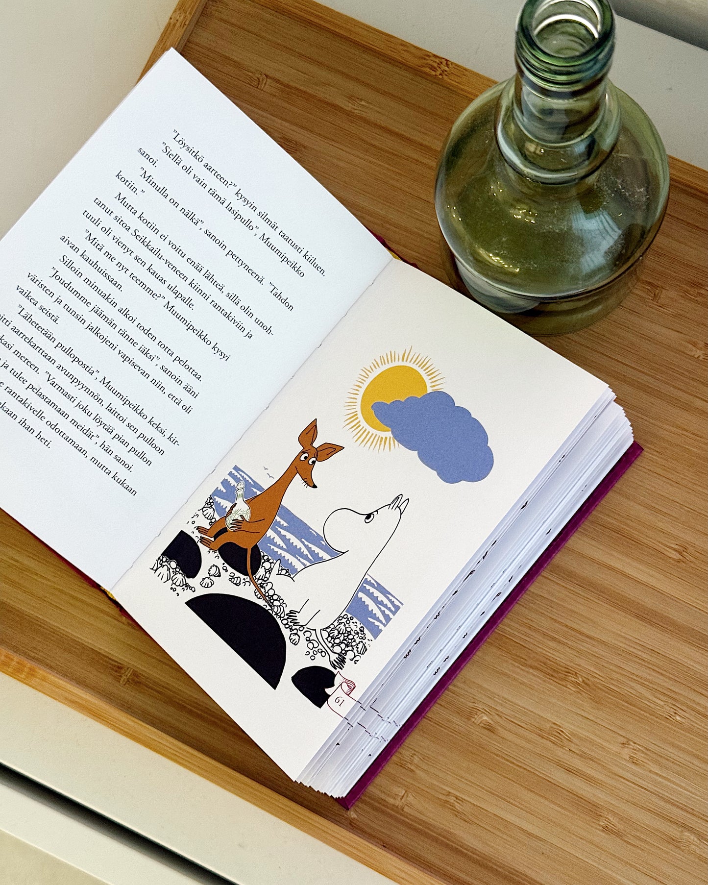 Muumiperheen talviunisadut sisäaukeama