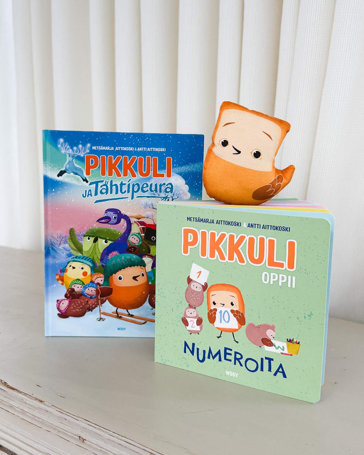 Pikkuli oppii numeroita ja Pikkuli ja Tähtipeura
