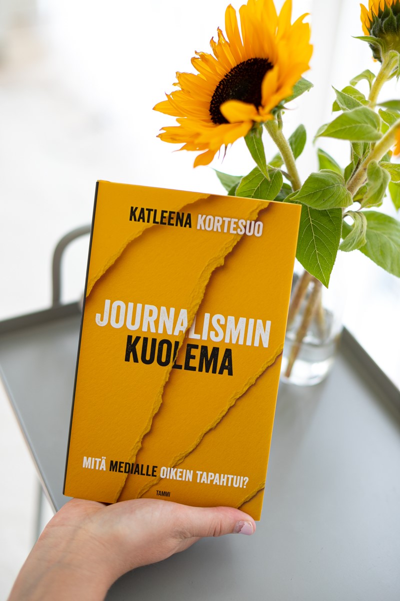 Journalismin kuolema tietokirja Tammi